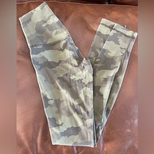 Lululemon Align High-Rise 28"